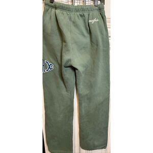 Mayfair Women's Elastic Waist Scan to Relax Straight Leg Sweatpants Green S/M